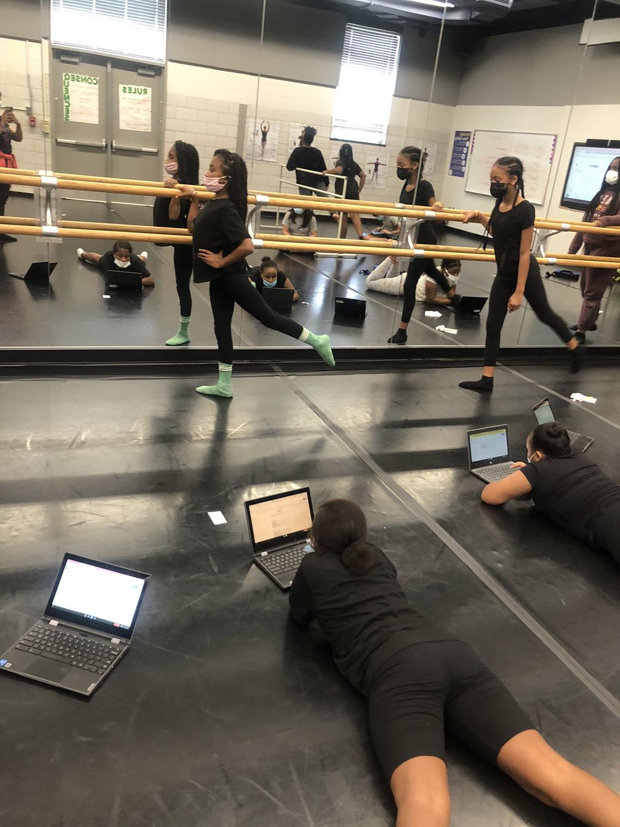 Stephanie Crockett tweet media