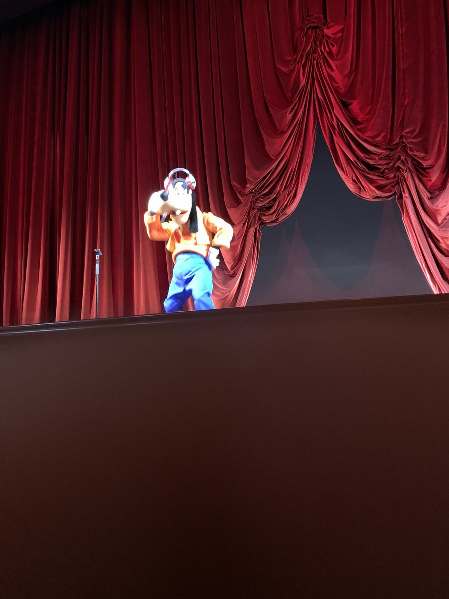 DCL_CRUISE_NERD's tweet photo. This was such an amazing cruise and seeing the crew again… true it might not be the same as before but… we are back.. the crew are back and excited to make Magic again! #MagicIsHere #magicisback #rememberthemagic https://t.co/w67hqhUpCg