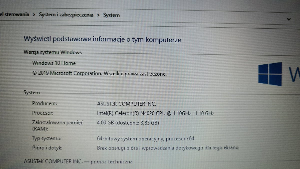 Pogotowie_IT's tweet image. A bo było &quot;trochę&quot; taniej, a w sklepie nie powiedzieli, że będzie można tylko aplikacje z #MicrosoftStore instalować. 
Na szczęście da się to w prosty sposób wyłączyć.
#Windows10SMode #Windows10Home