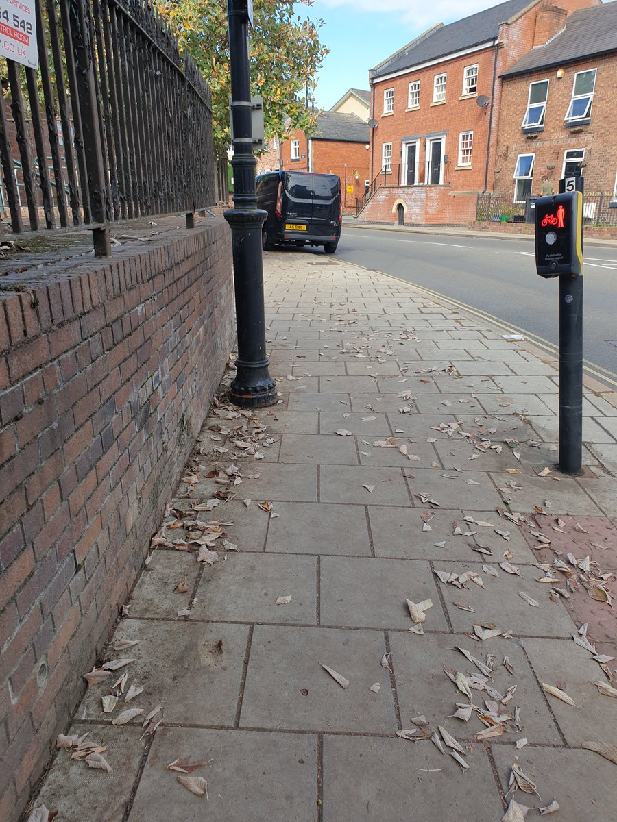 Great bit of parking on a “blind” corner outside @shropgateway #chesterstreet #shrewsbury - <a href="/shropshirestar/">Shropshire Star</a> <a href="/ShrewsburyChron/">Shrewsbury Chronicle</a> <a href="/shropcouncil/">Shropshire Council</a> <a href="/shrewsburytc/">ShrewsburyTC</a> <a href="/shrewsburycops/">Shrewsbury Police</a> <a href="/ParkingWankers2/">ParkingWankers2</a> <a href="/cantparkit/">Cant Park It</a> <a href="/Nice_Park_Job/">Nice Park Job</a> <a href="/TelfordParking/">Telford Parking</a> <a href="/patheticparking/">Pathetic Parking</a> <a href="/parkingfool/">Inconsiderate parking 🔔🔚's</a> <a href="/parking_fails/">Asshole Parking</a>
