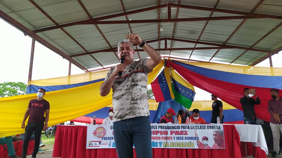 eduardopiate2's tweet photo. Realizamos asamblea con la clase obrera de Guasdualito; trabajador@s de diversos sectores nos hicieron propuestas para la victoria del 21N y para el programa del Apure grande, prósperomy productivo #JuntosHacemosApure @NicolasMaduro @dcabellor @PartidoPSUV https://t.co/CGXuUUHzux