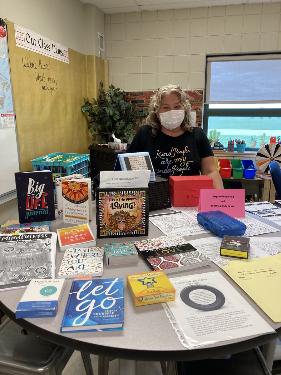 ESMS_LSSD's tweet image. Thank you Ms. Michalishyn for leading and creating many activities around mental health and well-being.