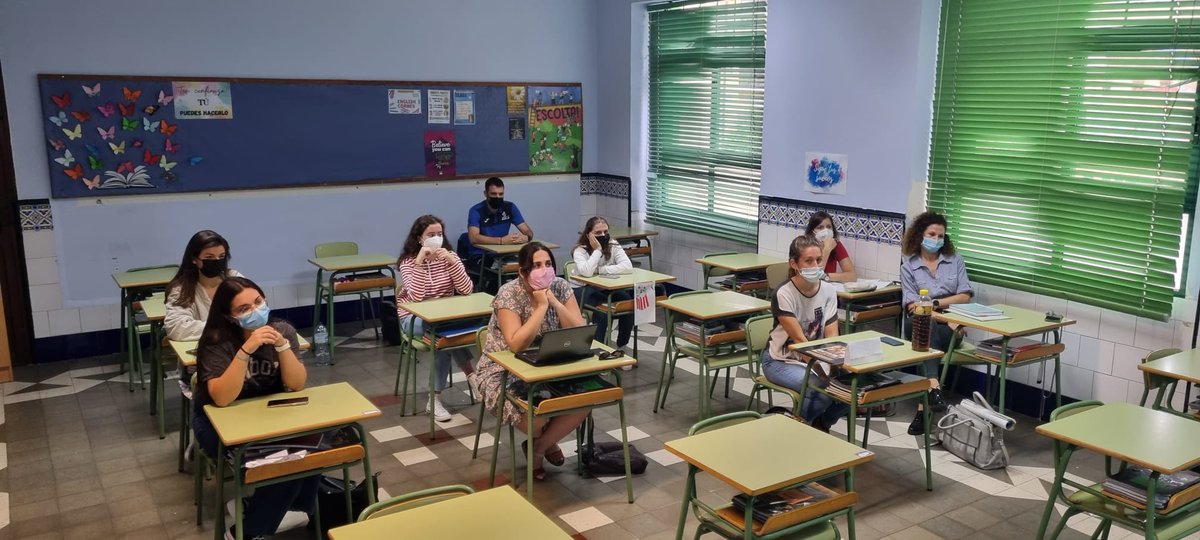 GVXDenia's tweet image. ¡GVX está de vuelta! 🥳 Los animadores han tenido hoy la convivencia de inicio de curso. Han disfrutado de momentos de formación, de encuentro y de oración junto a la comunidad de hermanos. Estad muy atentos, ¡¡queda muy poco para volver!! 🤗🤩 #MaristasEscucha #Animadores #GVX