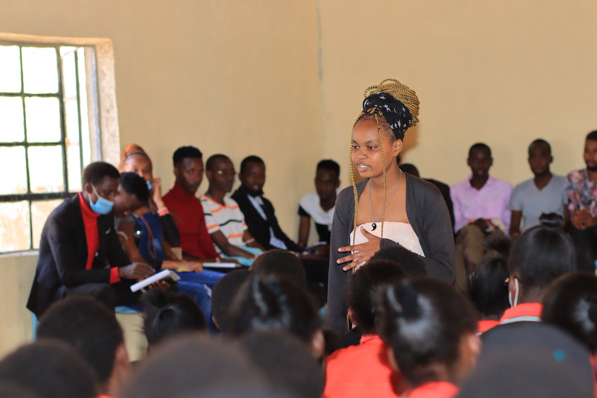 NaibungaC's tweet image. We are supporting peers from turtiary institutions to Mentor &amp;amp; Motivate boys &amp;amp; girls in 6 schools in our Conservancy.This aim to improve self-confidence, self-drive and determination to achieve better academics for both.@USAID @NRT_Kenya @KWCAKenya 
#EducationForAll #conservation