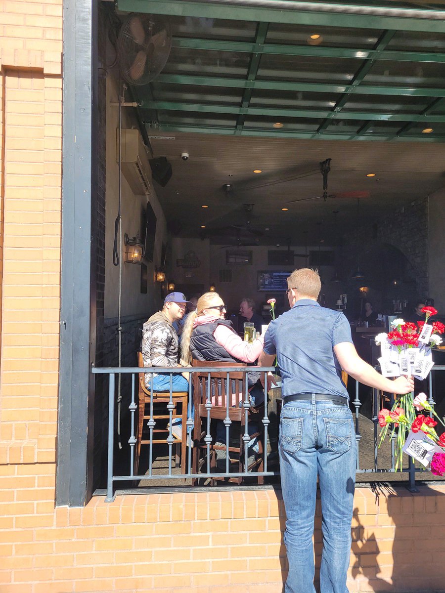 @APTAtweets #100DaysofService in Downtown Bismarck. We spread cheer and cleaned up the area’s sidewalks.