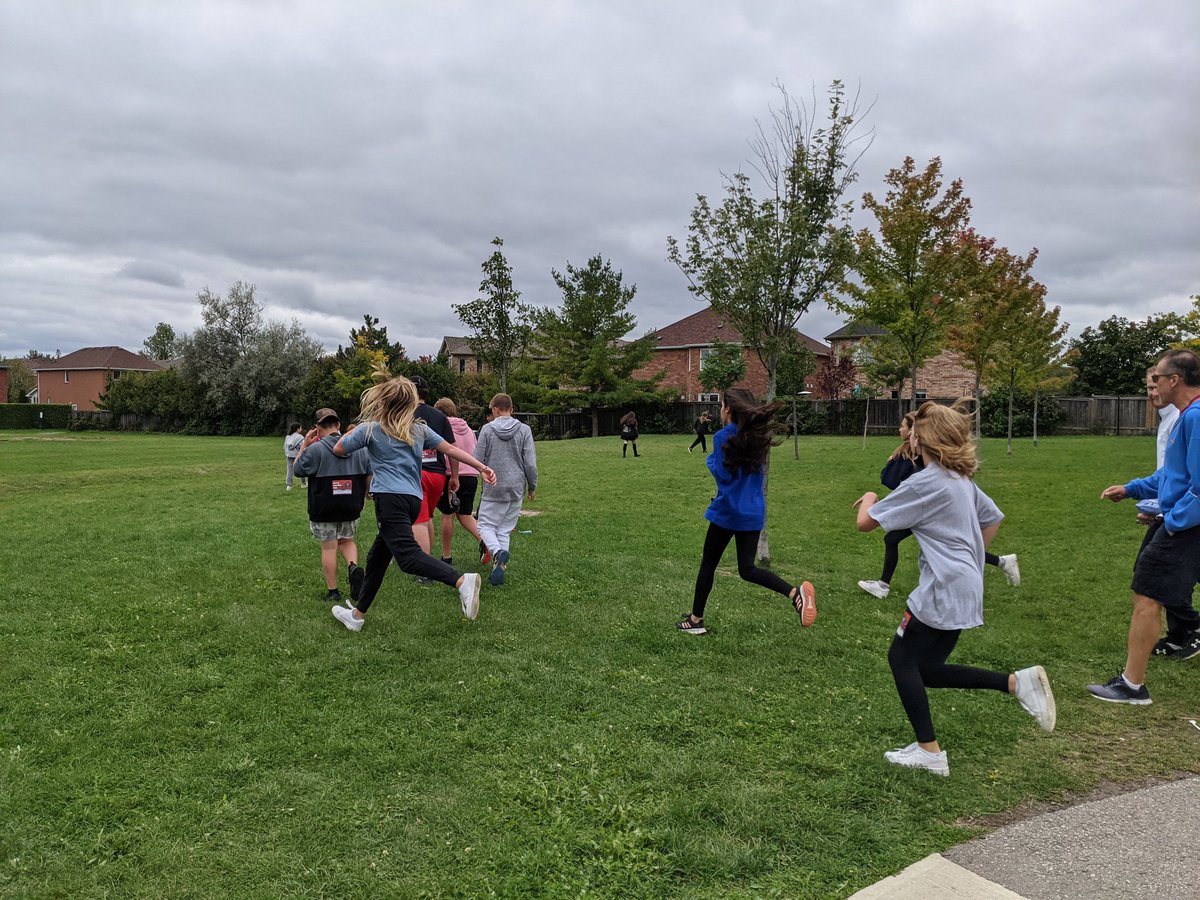 clearmeadowps's tweet photo. Running and walking to support cancer research #RunlikeTerry #TerryFox https://t.co/fVr76wJnqm
