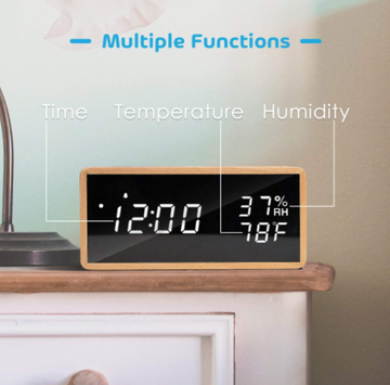 Dealabs's tweet photo. Offre de retour ⏰
Réveil numérique avec fonction alarme, affichage de la température, taux d'humidité, et il se met en veille tout seul quand y'a pas de bruit pour économiser de l'énergie 😛 
= 10€ au lieu de 20€ 
➡ https://t.co/gXYMclC9xi ⬅ 
#bonplan https://t.co/q4NGujBvf8