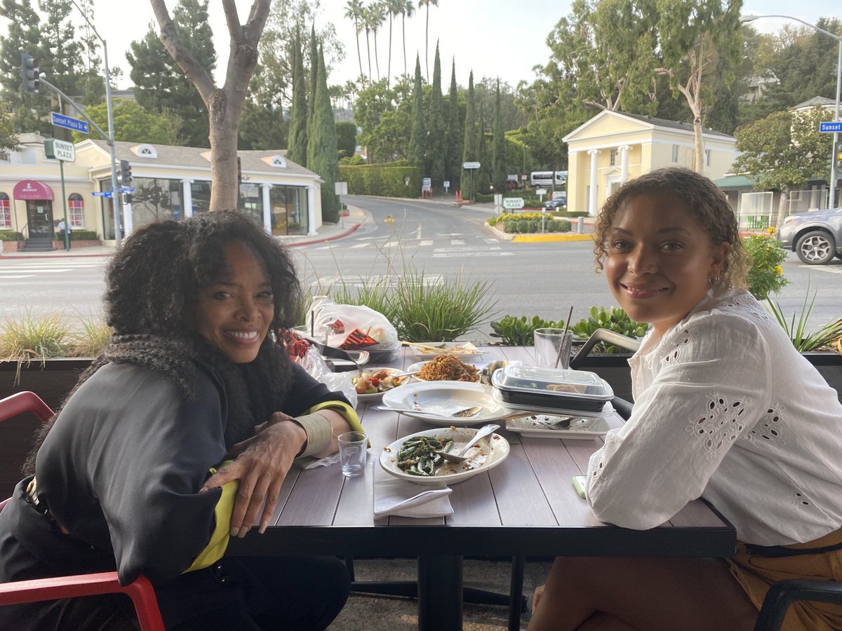 TinaAndrews's tweet photo. Me and the divine British actress ⁦@AntoniaLThomas⁩ having lunch at Chin Chin before I head off back to New York tomorrow. https://t.co/celTS6QkGm