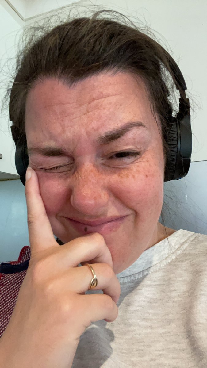 emilychibwana's tweet image. When you’re phonophobic and your kids are sensory seekers:
#notcoping