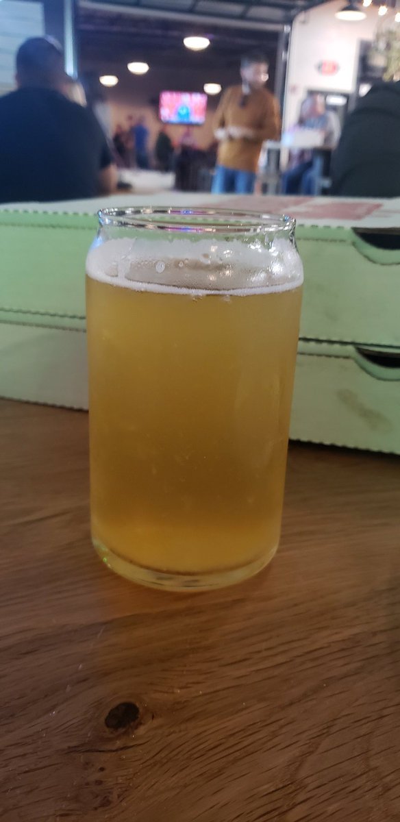Timmy Hall🎙 (@timmyhallradio) on Twitter photo Za and beer kinda night at the Can. The butcher and a lemon infused Ohi-Yo lager. 🍕🍕🍕🍻🍻🍻 <a href="/MafiaMeatball/">The Meatball Mafia</a> <a href="/crookedcanohio/">CrookedCanOhio</a> Za and beer kinda night at the Can. The butcher and a lemon infused Ohi-Yo lager. 🍕🍕🍕🍻🍻🍻 <a href="/MafiaMeatball/">The Meatball Mafia</a> <a href="/crookedcanohio/">CrookedCanOhio</a>