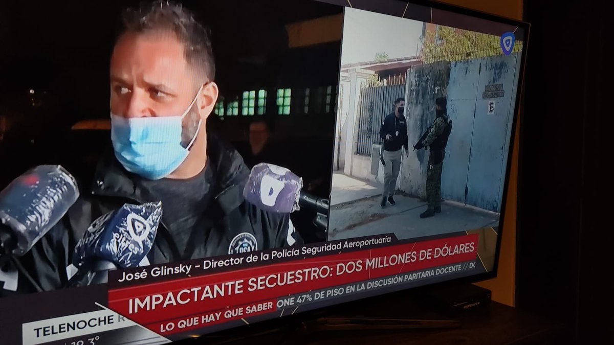 #HOY #URGENTE #Rosario #Salta #Seguridad <a href="/MinSeg/">MinSeg</a> Personal de la UOCN y DC Del Litoral con colaboración de la @SeguridadPSA realizaron 36 Órdenes de Allanamiento y Registro y 8 Órdenes de Detención sobre 18 domicilios (sigue)