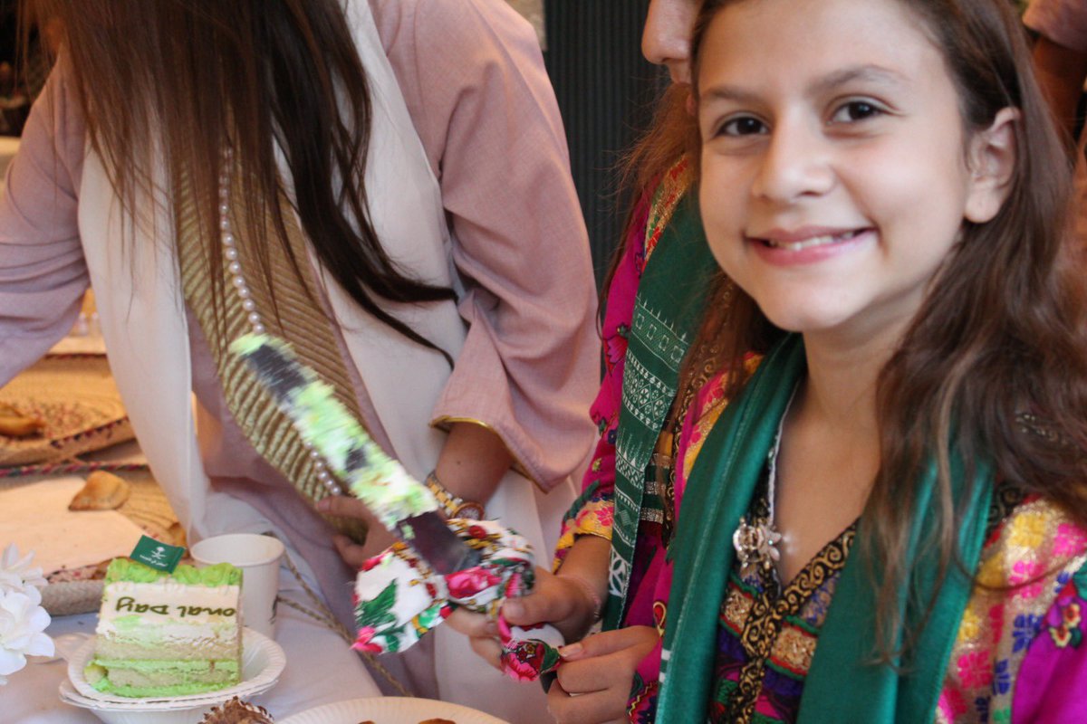 النادي السعودي في لندن tweet media