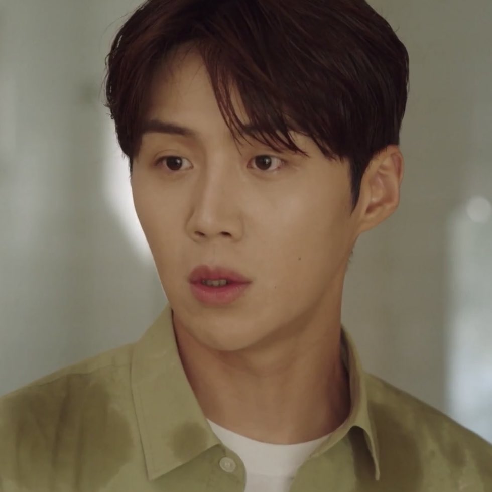 취향 tweet media