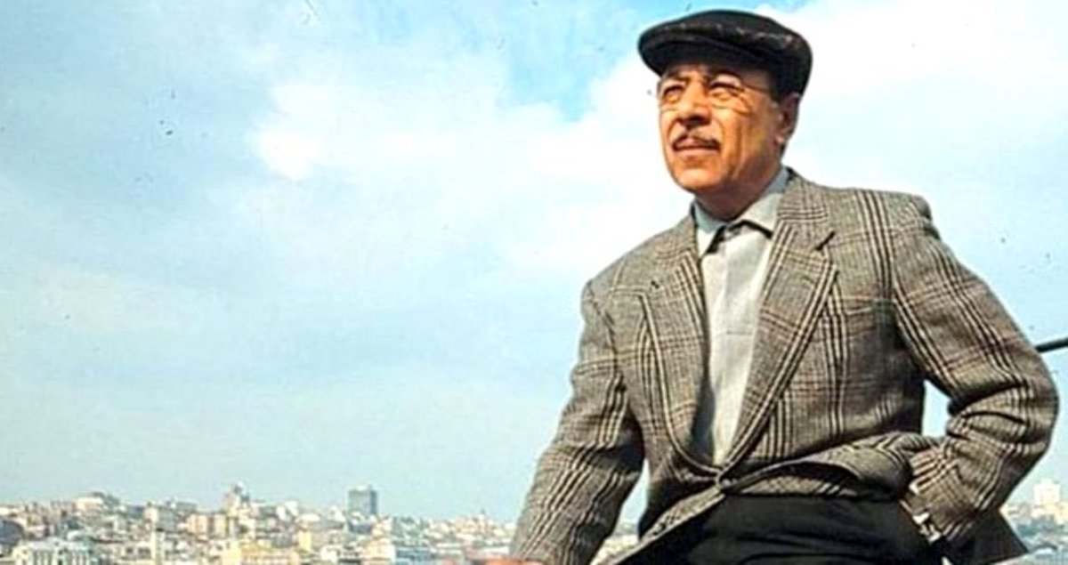 Cahildim dünyanın rengine kandım 
Hayale aldandım boşuna yandım…

Ruhun şad, mekanın cennet olsun bozkırın tezenesi….

#NeşetErtaş