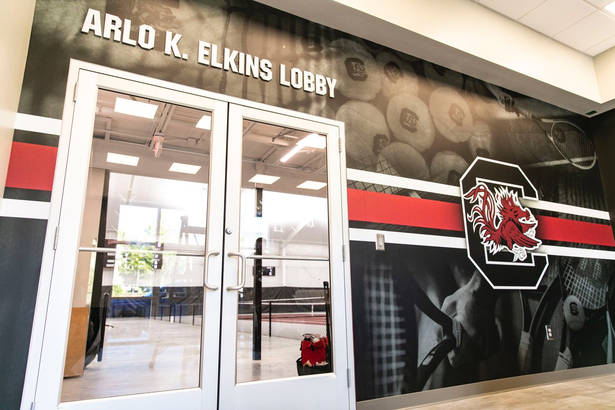 GamecockWTennis's tweet photo. Opened the Carolina Indoor Tennis Center today and we could not be more excited! More on our brand new indoor home below 🤙

📰: https://t.co/OiF25yW1YJ

#Gamecocks 🐔 // 🎾 https://t.co/nsx8DNeVWf