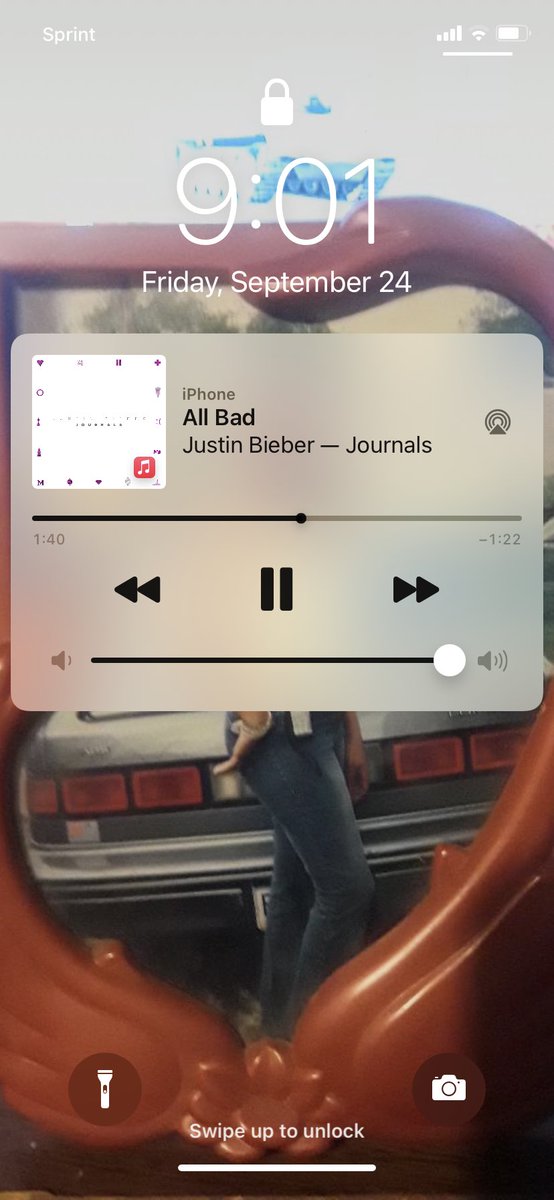 KidrauhlsWife01's tweet photo. One of my favorites 💜 #Belieber4life #since09 #JB https://t.co/NeOrrMUunZ