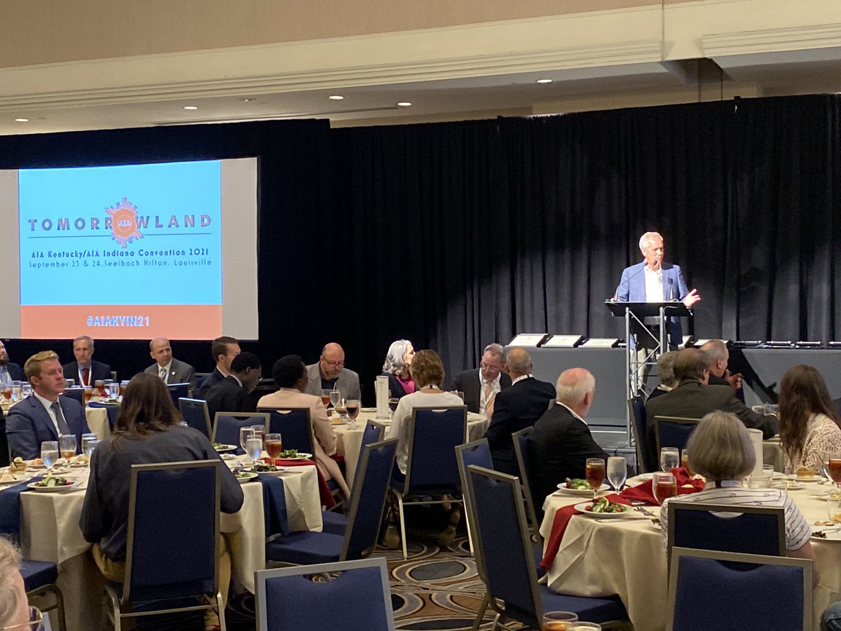 Excited to help celebrate the 2021 American Institute of Architects Award for our state-of-the-art Northeast Regional Library! I'm grateful for everything our <a href="/LFPL/">LFPL</a> team does for lifelong learning in Northeast and all our libraries.