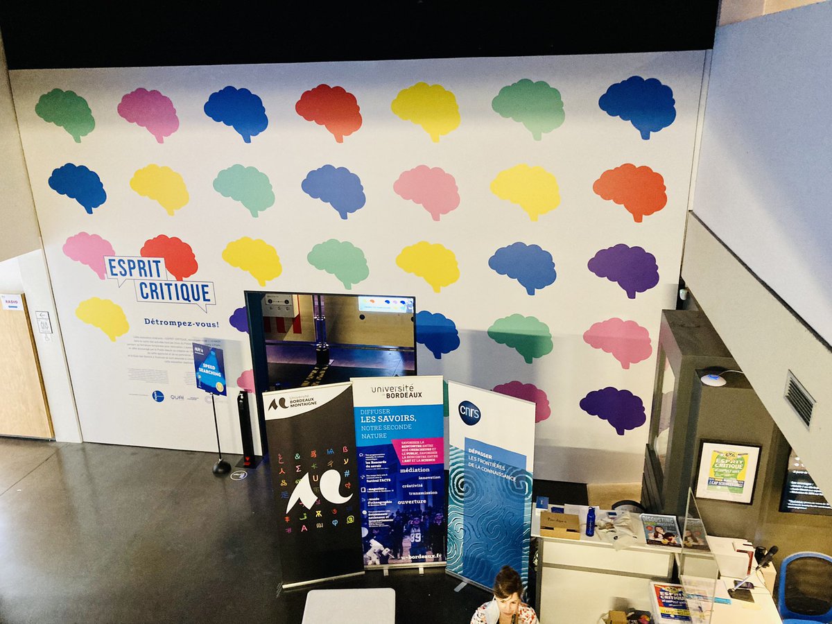 lia_talozzi's tweet photo. European Researchers’ Night 👩🏻‍🔬🔬@capsciences @CNRSAquitaine @univbordeaux @Neuro_Bordeaux https://t.co/necXyAFgP6