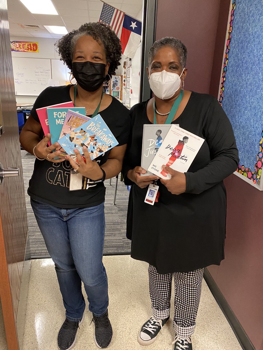 Hopewell Middle School Library tweet media