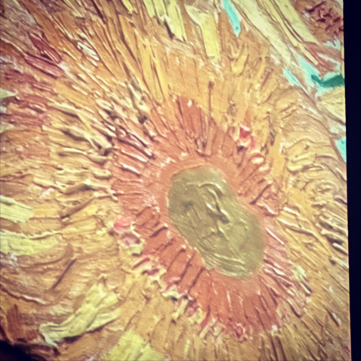 sfc_boarding's tweet photo. Surrounded by Van Gogh, listening to classical music a wonderful way to spend an evening @vangoghaliveuk #vangogh #sunflowers #starrynight #boardingschool #boardingtrip #fridayactivity #iloveboarding #sfcboardingfun https://t.co/p94iTe1R6I