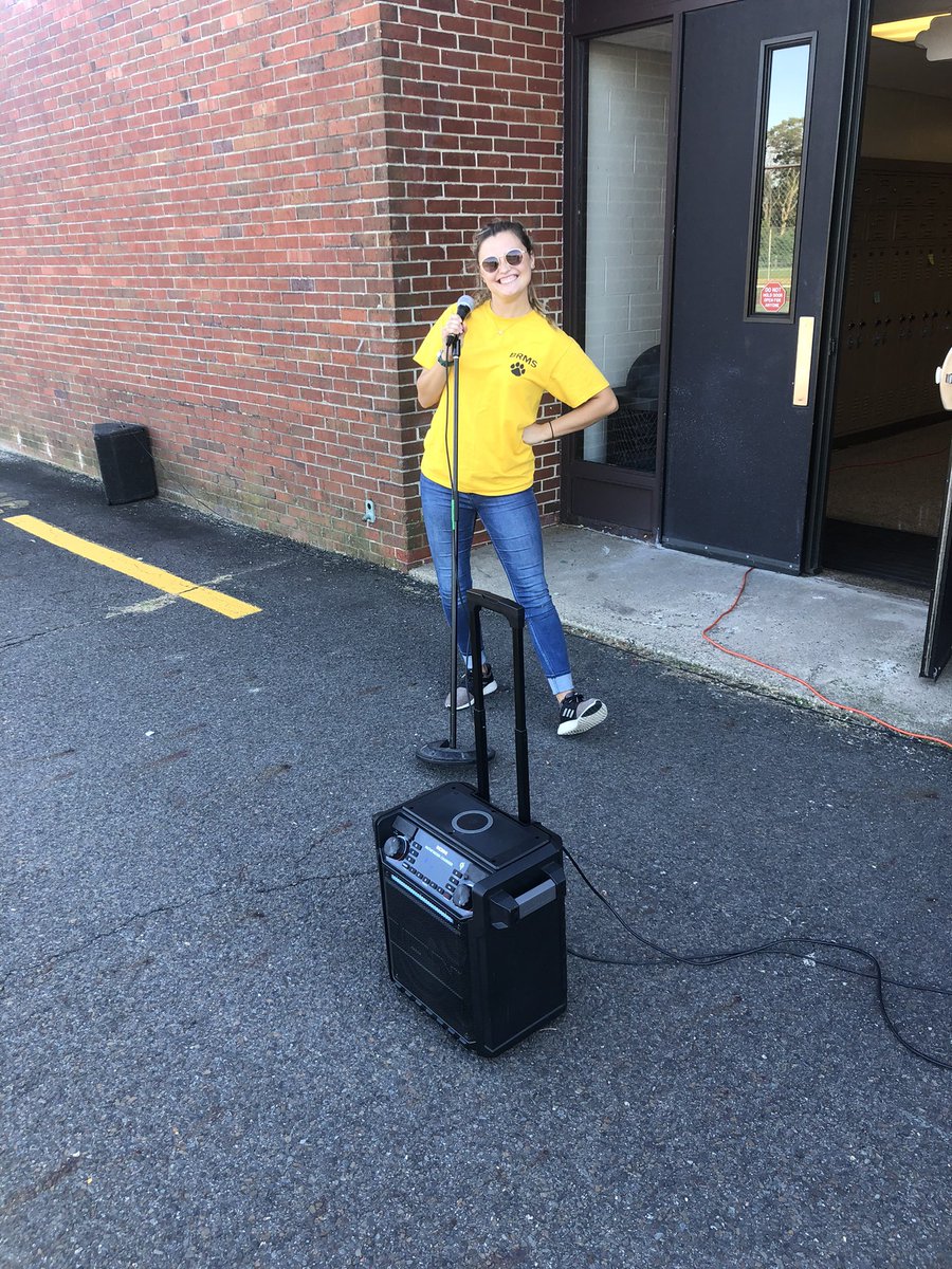 Mrs. Hough tweet media