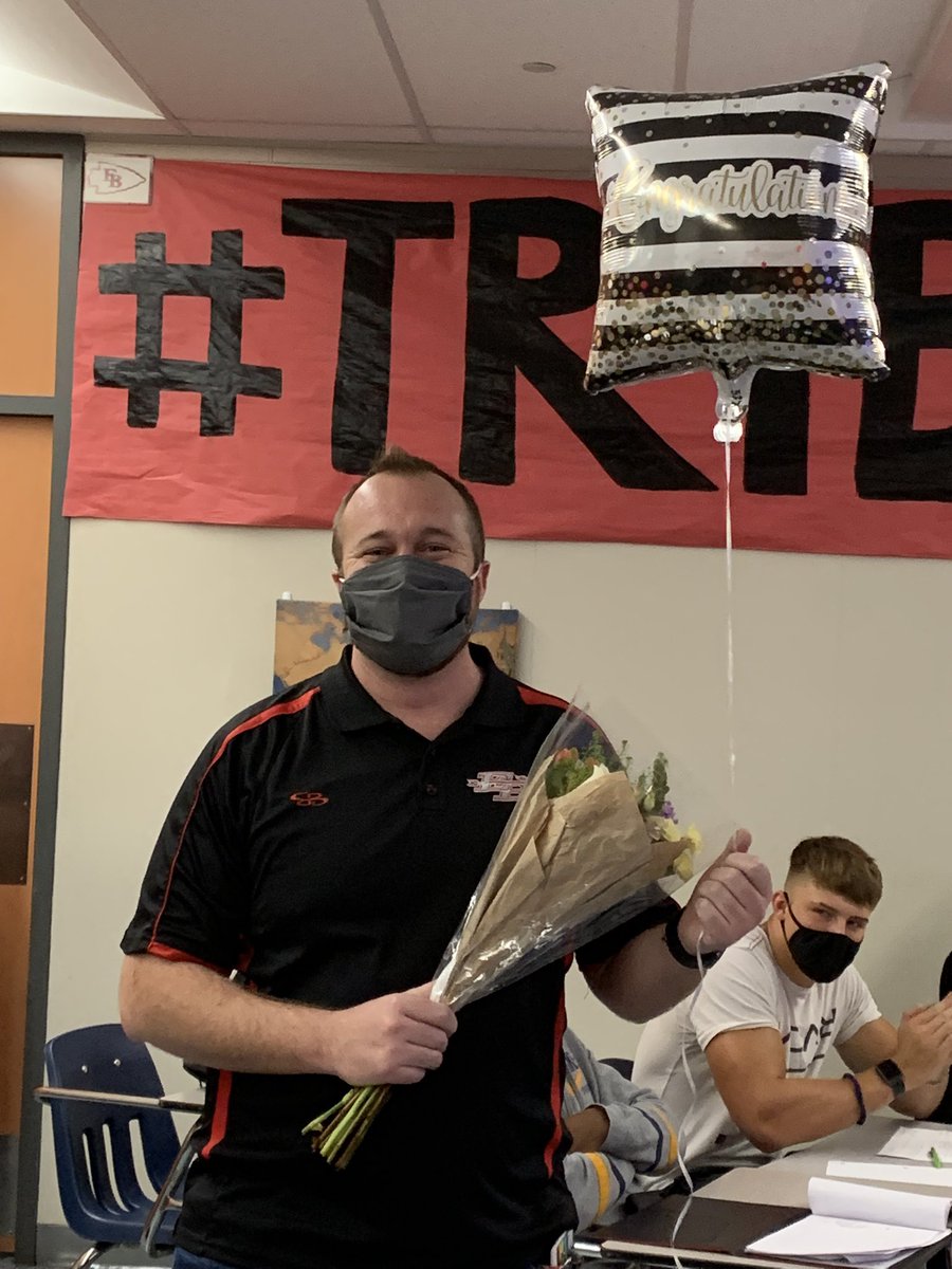 EastBayHS's tweet photo. Congrats to our EIE Winners! Mr. Livesay (TOY), Ms. K. Clark (Ida Baker), and Ms. Vasquez (Support) https://t.co/UTbVdZYHRv
