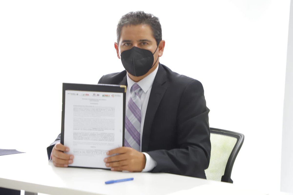 NodoHidalgo's tweet image. Para el @gobiernohidalgo es importante que el conocimiento obtenido por el talento mexicano en el exterior exterior que integra la @RedGlobalMX sea transferido a los estudiantes hidalguenses para ser que ellos estén preparados ante los requerimientos de las áreas de oportunidad.