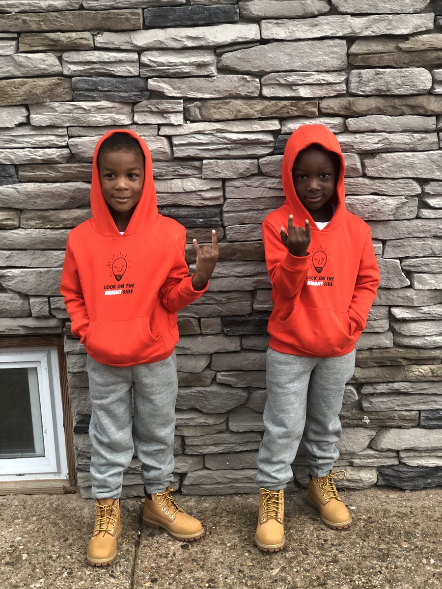 biggsaa_'s tweet photo. Can’t tell me my sons not the ones 😅💎💎 https://t.co/P4DnyIbodO