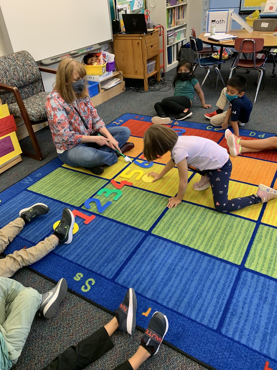 KWBdonovan's tweet photo. Math Talk - telling what comes before and after on a number path.  #KWBPride ⁦@BarrettAPS⁩ https://t.co/dSB3i25DnY