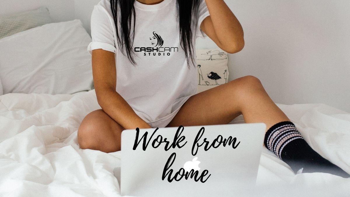 CashCamStudioJA's tweet photo. We prefer you work from our studio , because we have professional equipment to ensure your success. But you can work from home if the studio isn't an option. Contact @cashcamstudioja for more info. Info in bio.  #onlyfans #islandjobs #onlinejobs https://t.co/yNVWXokpsk