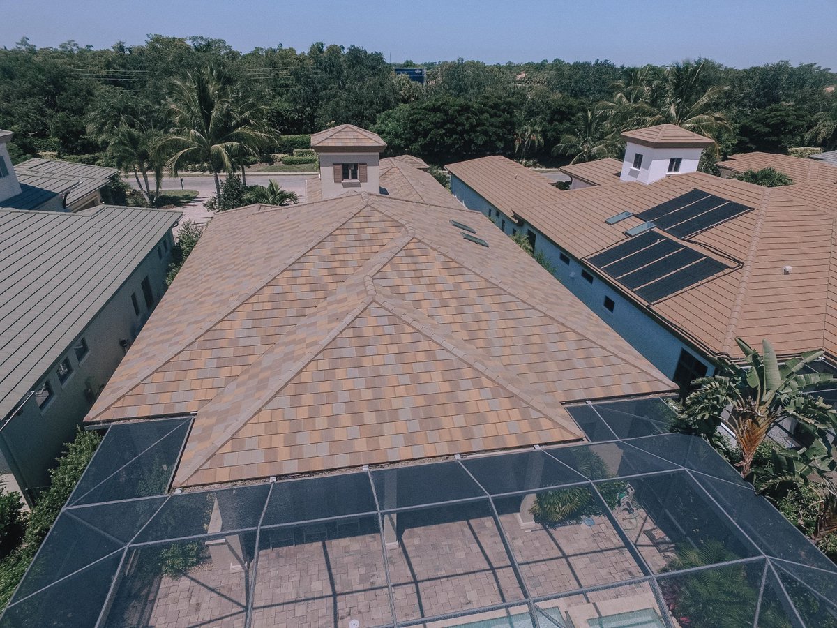 roofcleaningswf's tweet photo. We leave your roof looking so good, your neighbors will want their homes cleaned as well! Take a look at these three roofs we just cleaned, each looking just like new!
#neighborhood #neighbors #neighbor #roofclean #roofcleaning #roofcleaners #cleanroof https://t.co/gAnYN01t4D