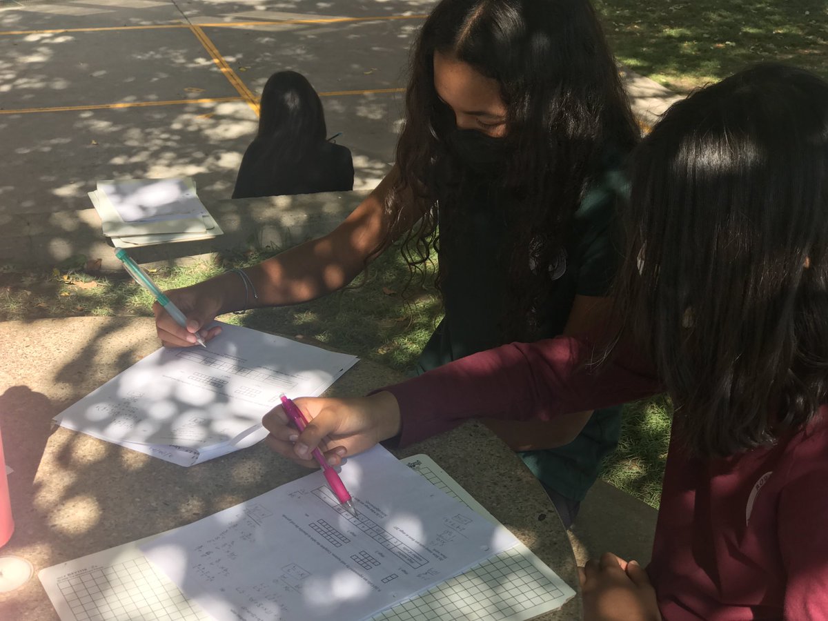 pam_psmith's tweet photo. Our 8th graders enjoying the nice weather as they dive into algebraic properties #RowlandHallMS @RowlandHall @ctlarsen26 https://t.co/1GC6XqPliv