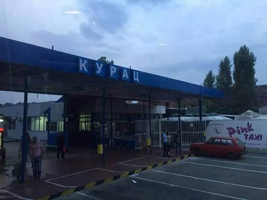 izglave's tweet photo. Prisetimo se srećnih vremena privatizacije od pre 6 godina kad se jedan radnik na autobuskoj iznervirao i od 10 slova - k r a g u j e v a c složio reč od 5 slova.
#izglave https://t.co/7sA2OmdolO