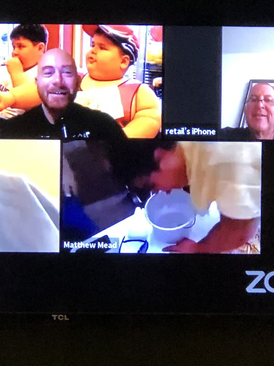 bob_biggerstaff's tweet photo. @levy_sir @lennysprinter2 @kevinbrennan666 @McDonalds @StancilJim Stancil vomiting after too much McDonald’s. Me as a winner in #FatFest2020 https://t.co/0w0bbqHb1f