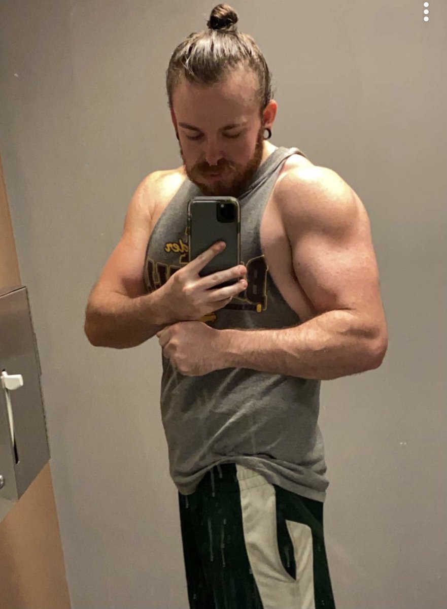 JKimes2012's tweet photo. Don’t know if I’m more excited for the body progress or the hair progress this past year. #babymanbun https://t.co/yy7R3fVtLA