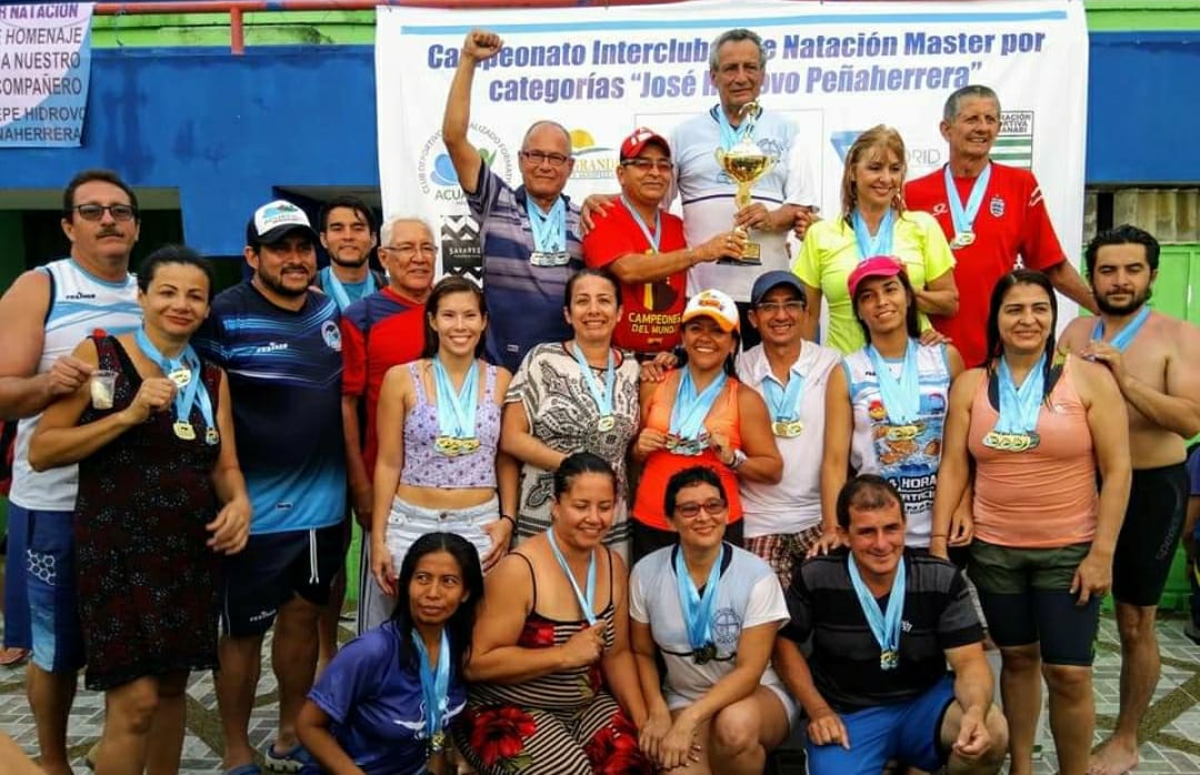 🏊‍♂️🏊‍♀️Todo se encuentra listo para la inauguración este sábado, a las 09h00, del Campeonato de Natación Máster por Categorías “Nelson Suárez Sevilla”, cuyas competencias se desarrollarán en la piscina semiolímpica del complejo California. #FDM Leer más ➡️ facebook.com/FedeManabi/pos…