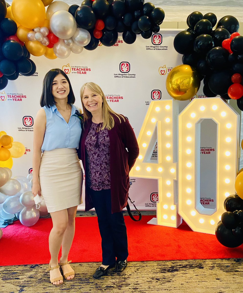Jumped in front of the camera (for a change!) with our @WVUSD_Tweet 2021 District Teacher of the Year Sylvia Chen during today’s @LosAngelesCOE awards ceremony. I visited her @WalnutColts 4th grade DLI class a few weeks ago - she is amazing! #TopTeacher