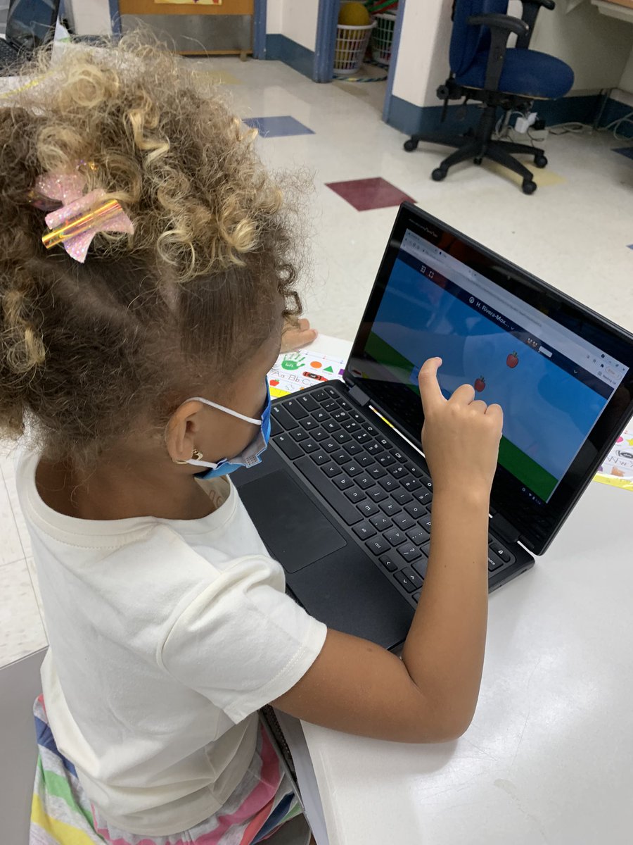 bennettsbunch's tweet photo. ST Math! #cddolphins https://t.co/EjNnF4vaUM