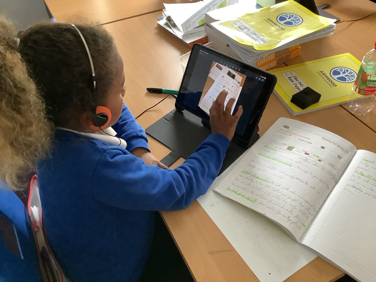 Year6ashwood's tweet photo. Pupils in Year 6 have been uploading their work to Showbie so that it can be verbally marked and then edited. We‘re seen some super Survivor stories as a result this week! #DREAMers #Expressivecommunicators @satrust_ https://t.co/EGrEmhs0Ux
