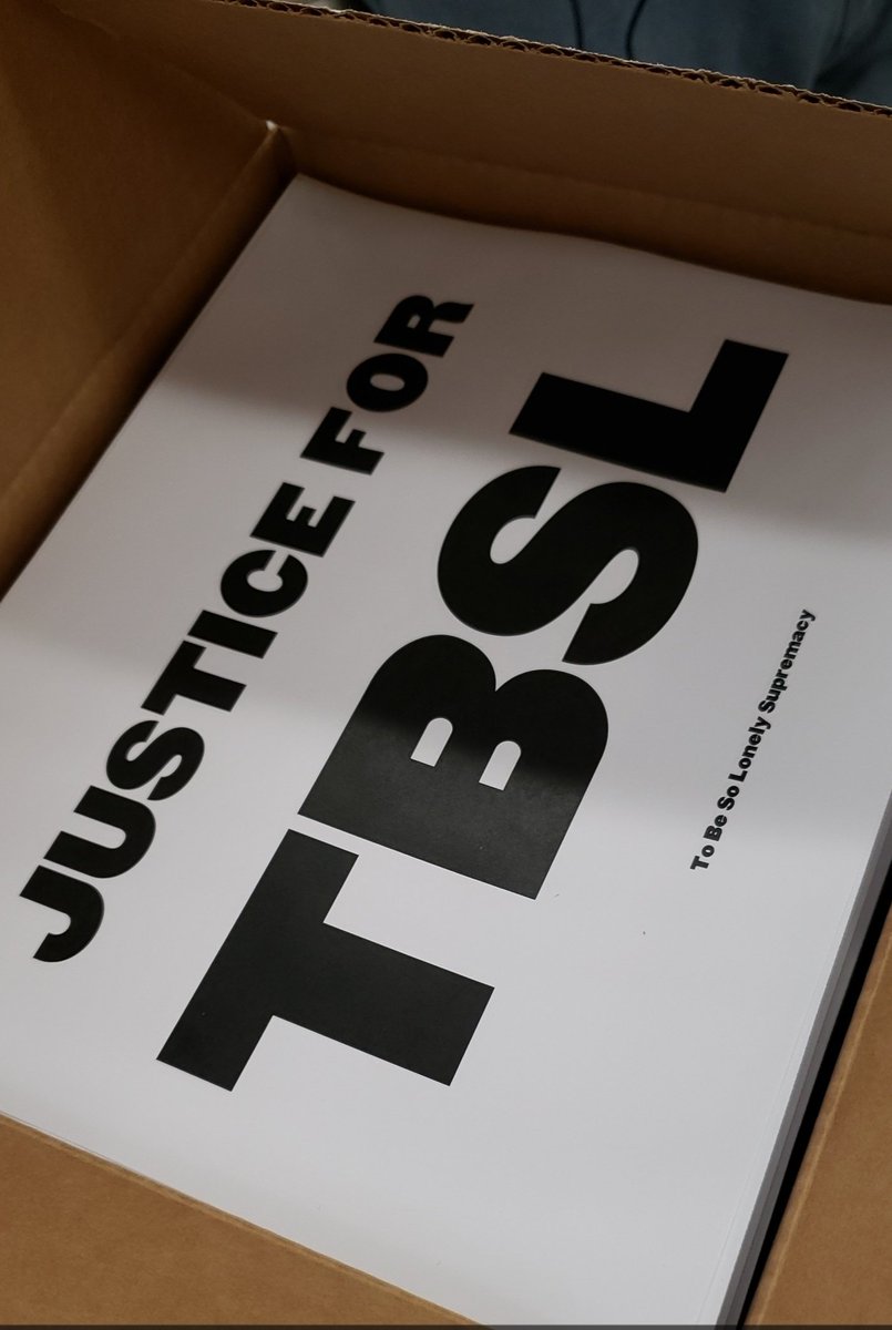 sherbetonem's tweet photo. Heading to the venue now, ill be handing these out i have 2000 so please take a couple and hand them out around you, don't hold them up until that part where he read signs plz we gotta do it all at once
#harrystylesloveontourchicago #justicefortobesolonely https://t.co/G45kmRtGjv