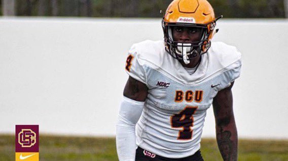 ShermarPowell's tweet photo. I am blessed 2 receive an offer from Bethune Cookman 🟡🔴
@TyHardnett @pikeroadFB @AmpDavisCoach @_CoachLucas 
@coachpsb https://t.co/lQlElA06Ey
