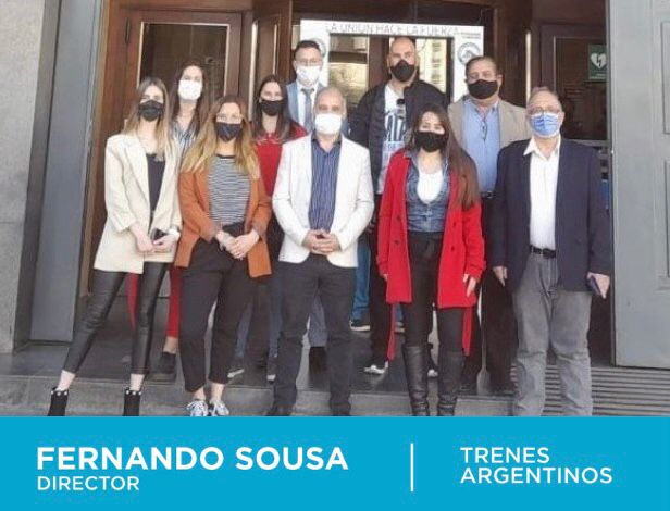 FernandoSousaFR's tweet photo. Recibí en Trenes Argentinos a nuestro equipo jurídico del Frente Renovador TOD🌞S Echeverriano. @SergioMassa @CFKArgentina @alferdez @Kicillofok @passomarcela @MartinMarinucci @AlexisGuerrera @minsaurralde @CascallaresPJ @GranadosGaston @FrenteRenovador @FrenteDeTodos https://t.co/H9tjoCFBfD