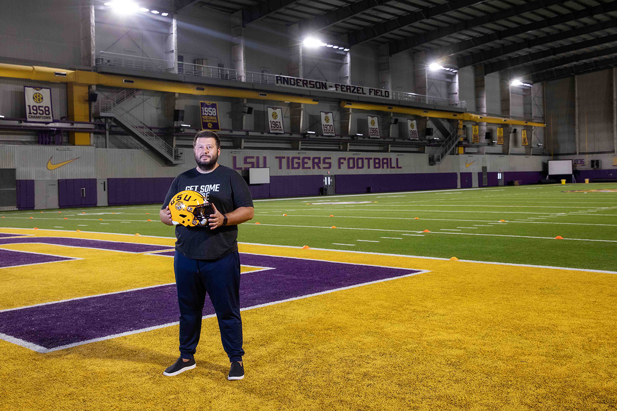 LSUResearch's tweet photo. .@LSUInnovationPk tenant @tigeraire, which licensed #LSU helmet technologies developed in collaboration with @LSUfootball, becomes 1st #Louisiana startup to raise seed funding from global top 50 venture capital firm @generalcatalyst

https://t.co/IPwzF1k5wB

@LSUInnovation https://t.co/jFf07kf4wr