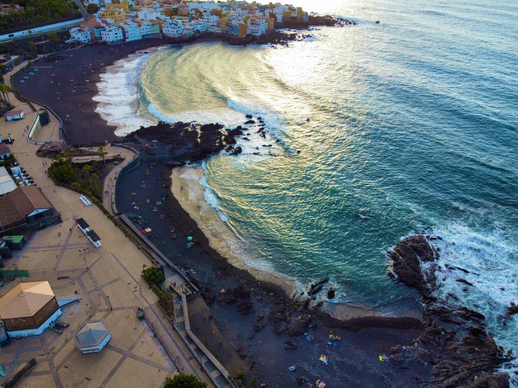 svq_fly's tweet photo. @WowSwiss Visit my profile for help me :)

I make photo and videos with my dron 😊

Thanks bro !! Also in Insta : @woken_drone https://t.co/0wnVbjZ4CP