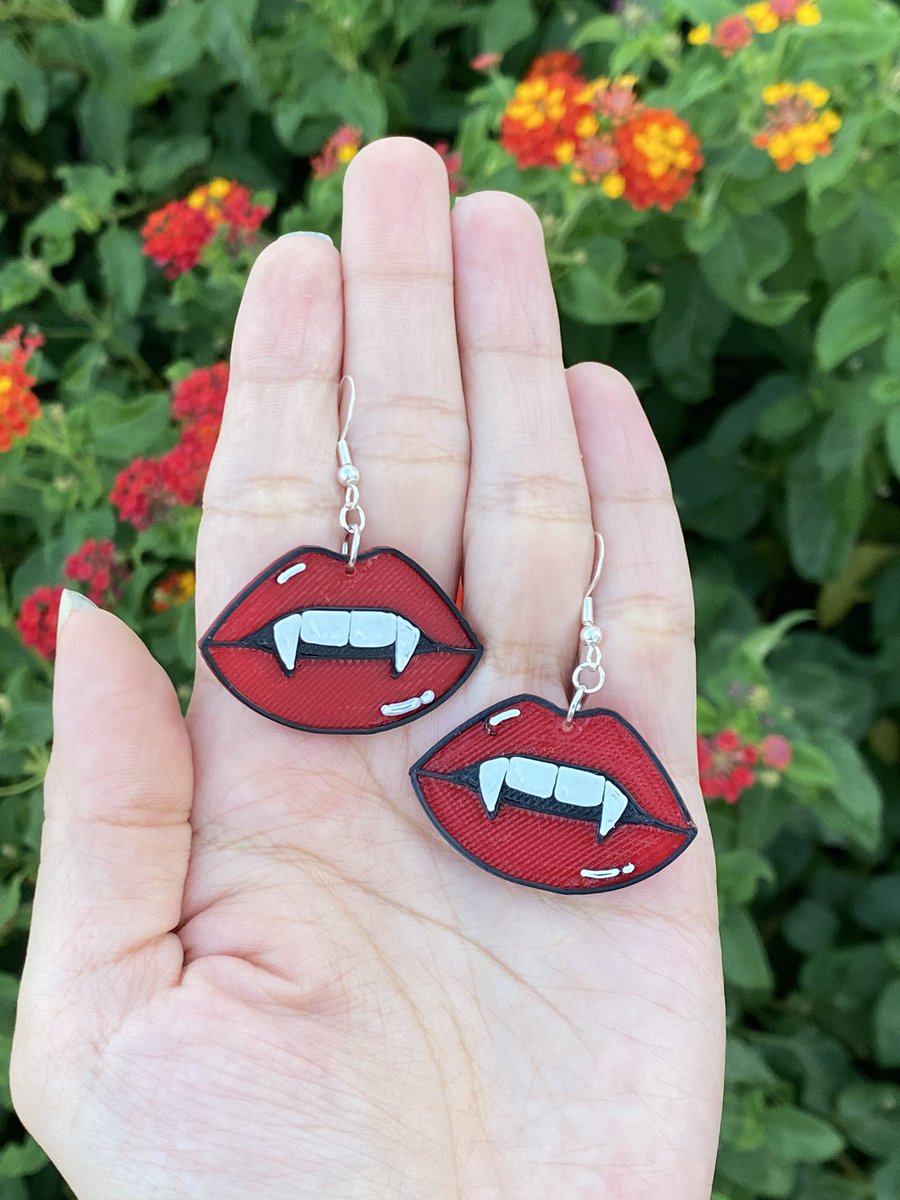 cuteberryjwlry's tweet photo. @KysHandDesigns @catbirdandteaco Hi there, I’m Simone and I make cute and colorful jewelry!! 😊😊 Check out my website https://t.co/xd9ZDGiQvt https://t.co/huTvQ2tLZN