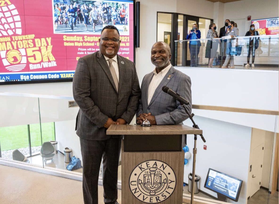 AdrianOMapp's tweet photo. Last week, Kean University hosted a small business conference at Hynes Hall focusing on bridging the information divide and providing access to resources and programs to communities of color.

#Community #LovePlainfieldNJ #LovePlainfield #CityOfPlainfield #OnePlainfieldOneFuture https://t.co/UyWeAv22WP
