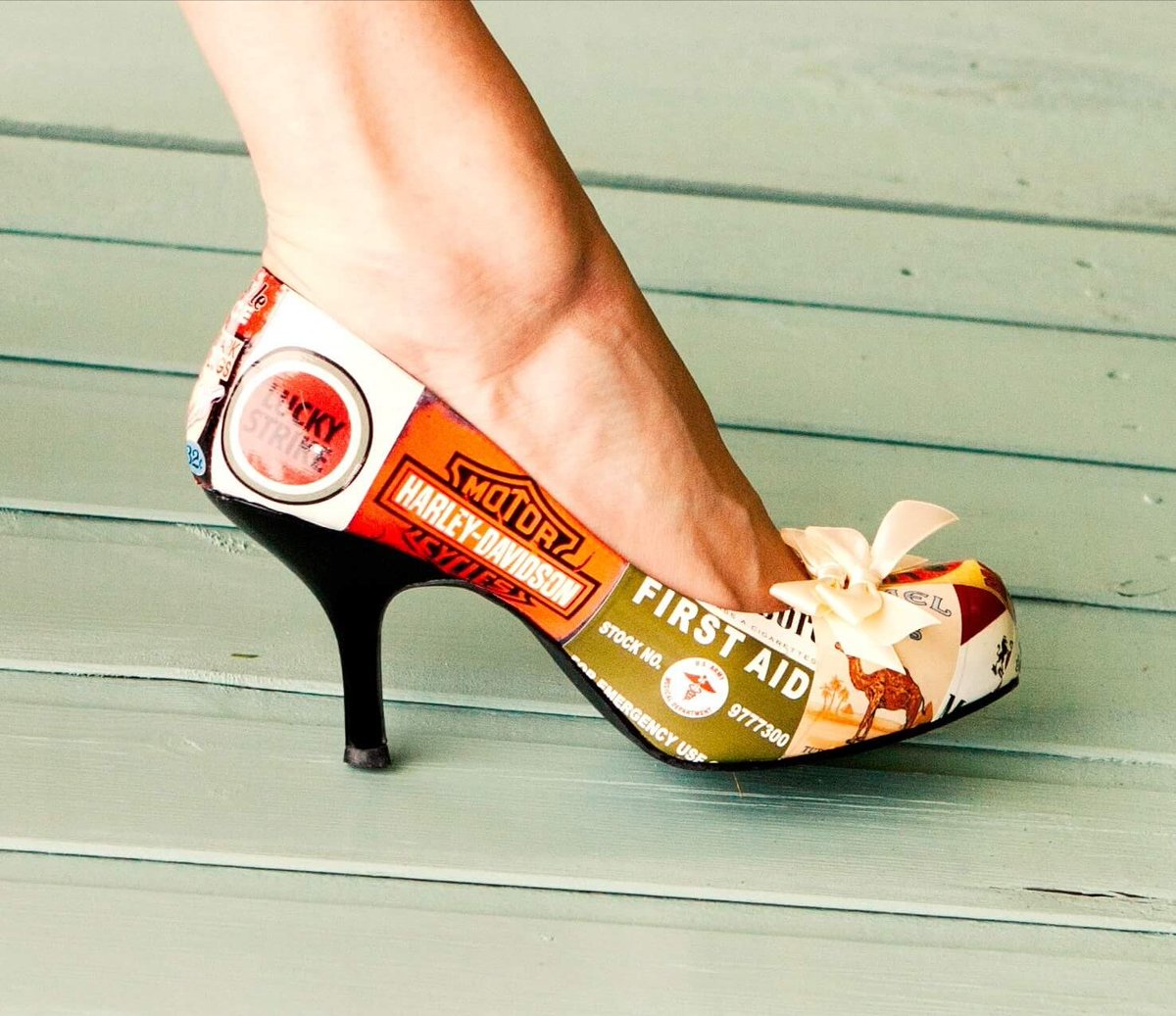 ShoeByHaze's tweet image. Old skool heels this week. #madeinengland #oneoff #customheels