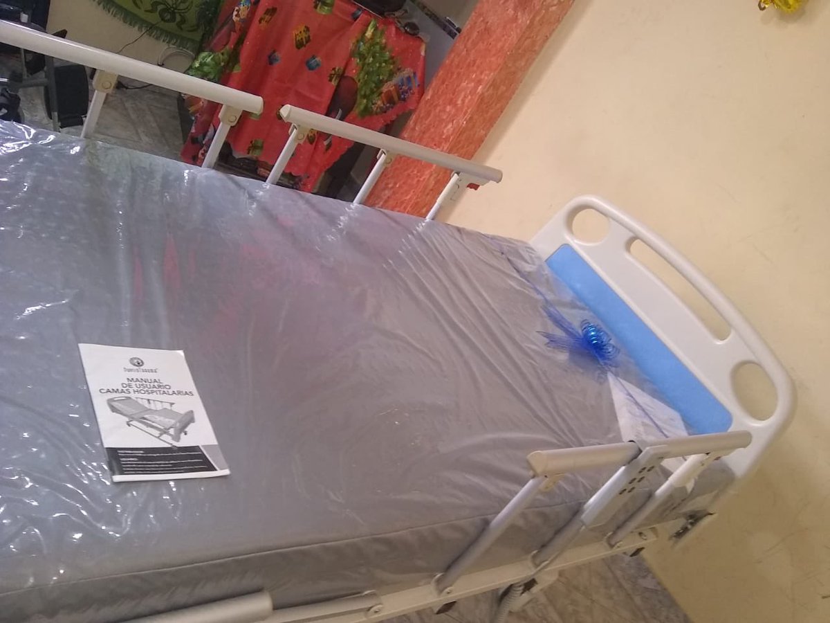 Ya llegó!!! Donato ya tiene cama hospitalaria!! Infinitas gracias a todos los que se han solidarizado con esta causa. Dios los bendiga! #TodosConDonato doña Zenaida, mamá  de Donato, está muy conmovida por el apoyo🙏🏻Cada vez que hablamos se le quiebra la voz 🥺