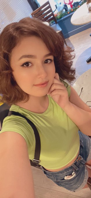 Watch Leana Lovings 💕's leaked NSFW photo on TwXstars