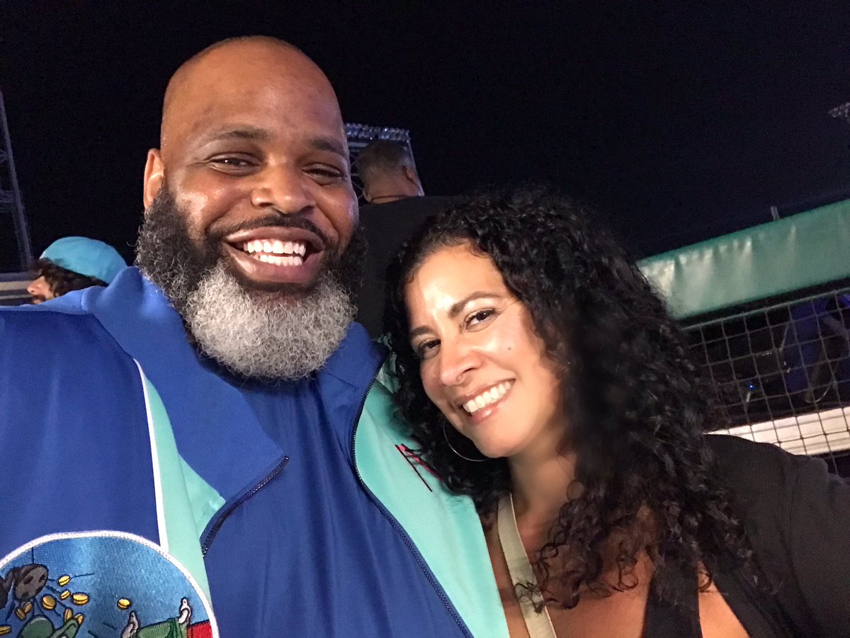 Maribellita's tweet photo. Last YardGoats game of ‘21…AND 
Happy Birthday @DaymDrops !!

#nogoatsnoglory 
#doyourthingct 
@ChivosHartford https://t.co/ECf4X68o2Y